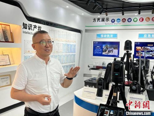 合肥 以新興產(chǎn)業(yè)為引擎，以“科大硅谷”為載體，驅(qū)動(dòng)技術(shù)開發(fā)與創(chuàng)新